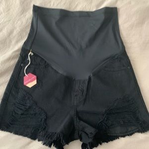 Maternity shorts